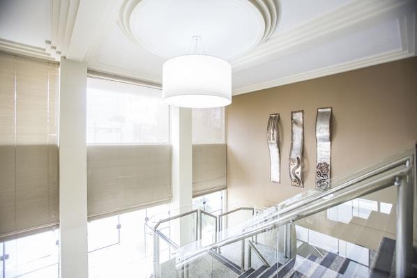 Astron Suítes São José dos Pinhais by Nobile - hospedagem