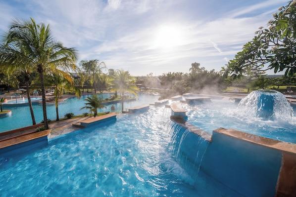 Blue Tree Thermas de Lins Resort - hospedagem para pescadores