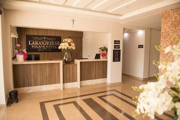 Laranjeiras Palace Hotel - hospedagem para pescadores
