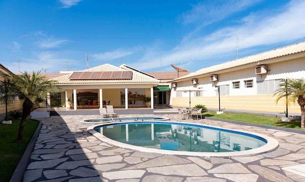 Village Hotel - hospedagem para pescadores