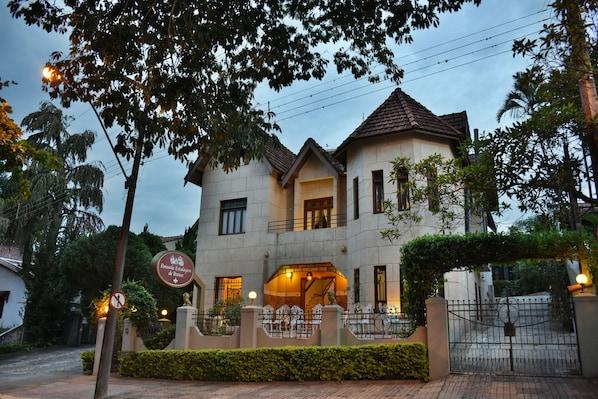 Pousada Estalagem de Brotas - hospedagem para pescadores