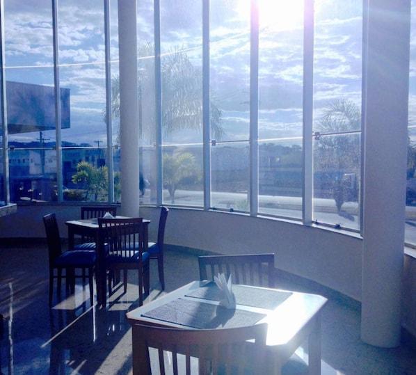 Habitat Hotel Pirassununga - hospedagem para pescadores