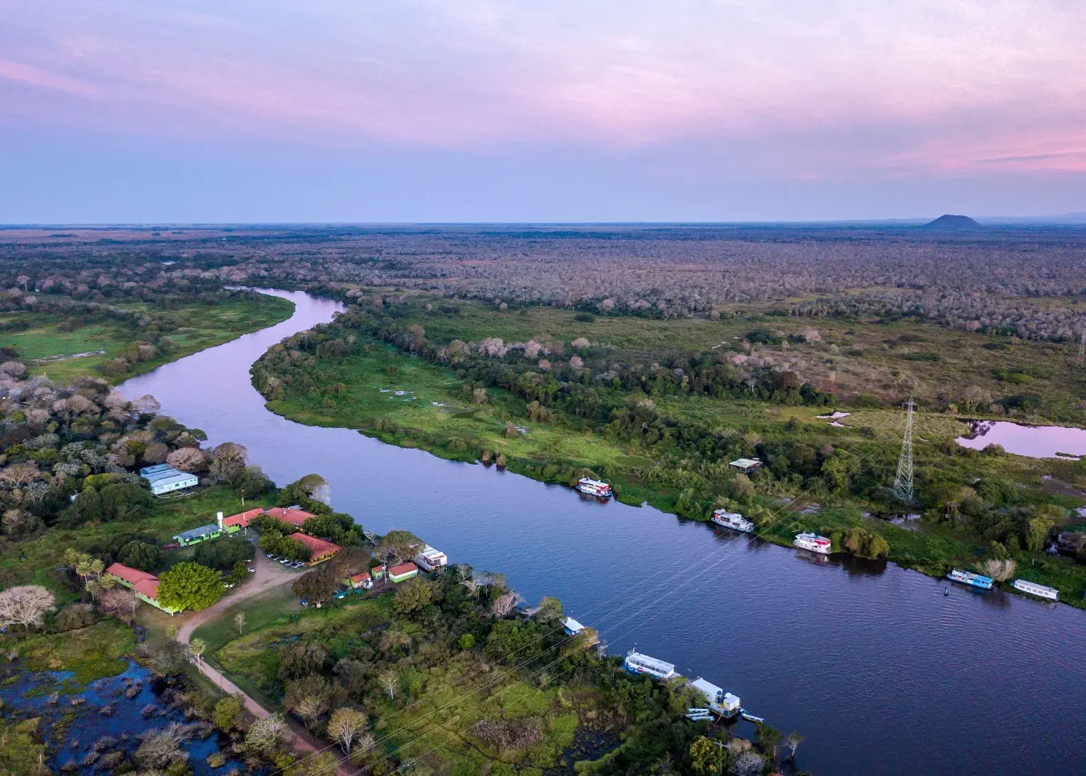 Vista de Corumbá às margens do Rio Paraguai