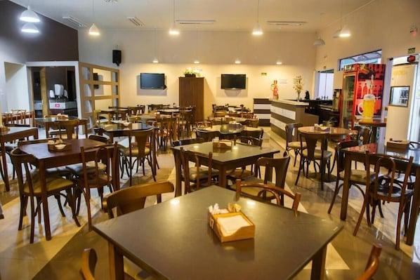 Alegrete Hotel - hospedagem para pescadores