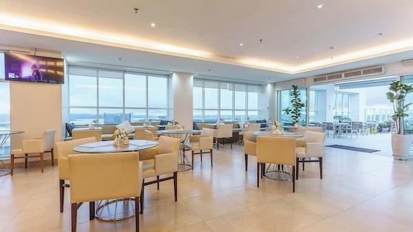 Saint Moritz Hplus Express - hospedagem para pescadores