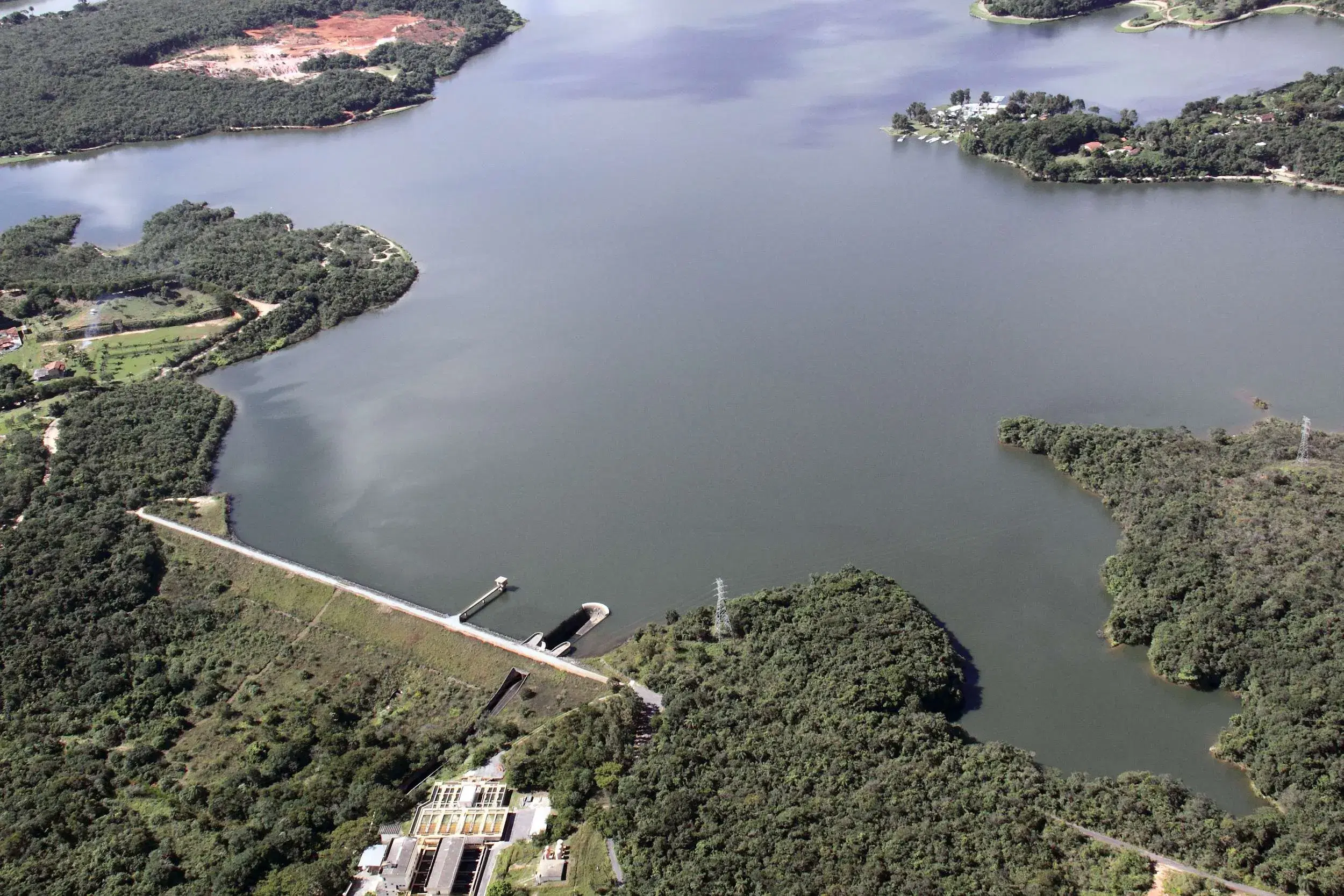 Represa Várzea das Flores: guia completo de pesca