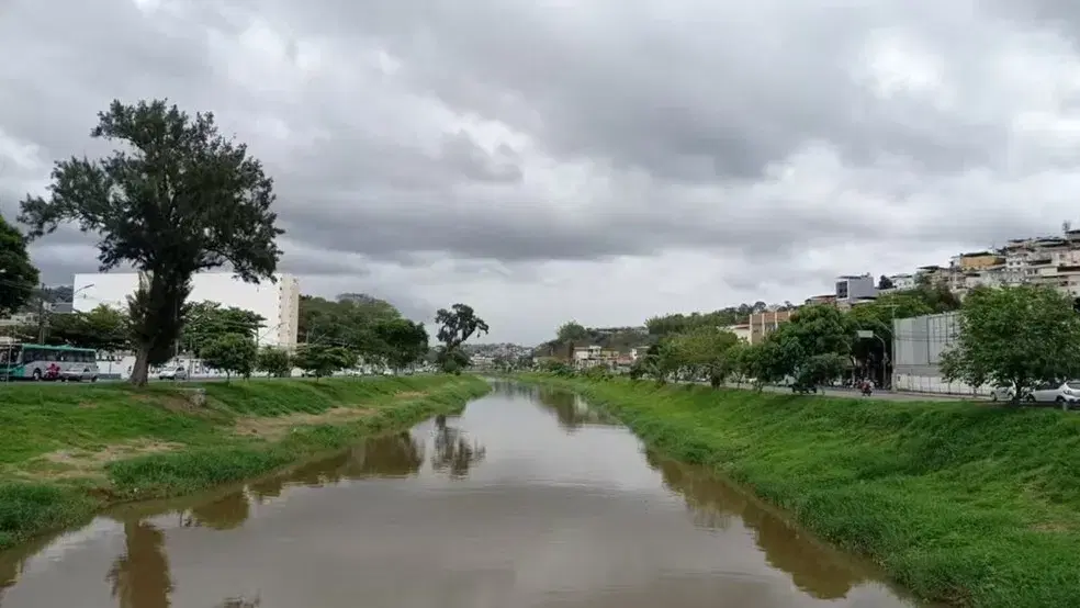 Rio urbano da Zona da Mata, Minas Gerais - pesca esportiva