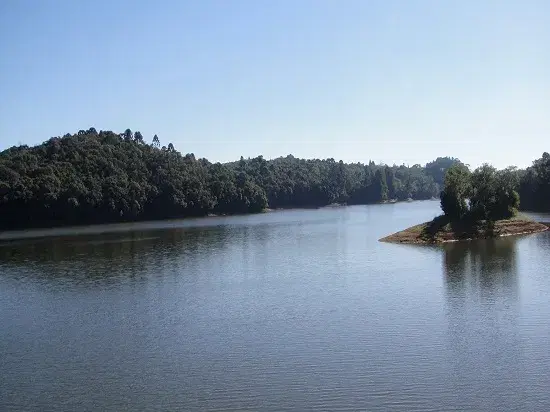 Vista da Represa Vossoroca em Tijucas do Sul, Paraná