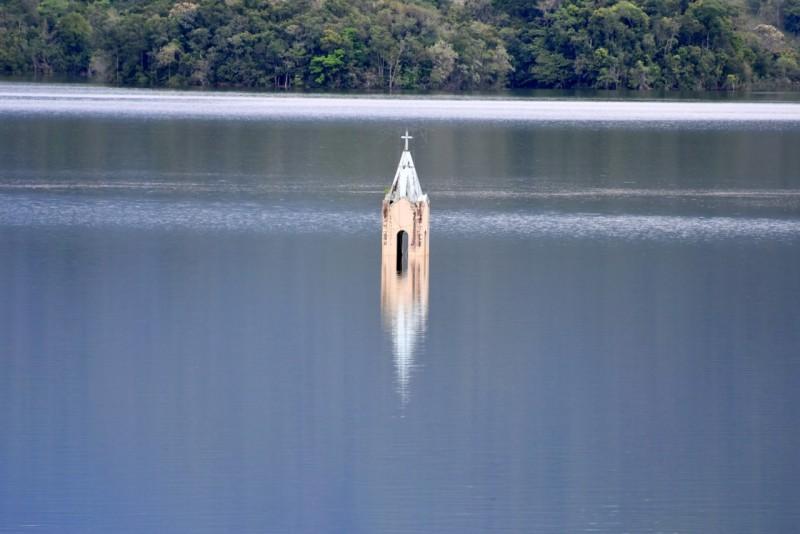 Vista da Barragem do Rio São Bento em Siderópolis, Santa Catarina