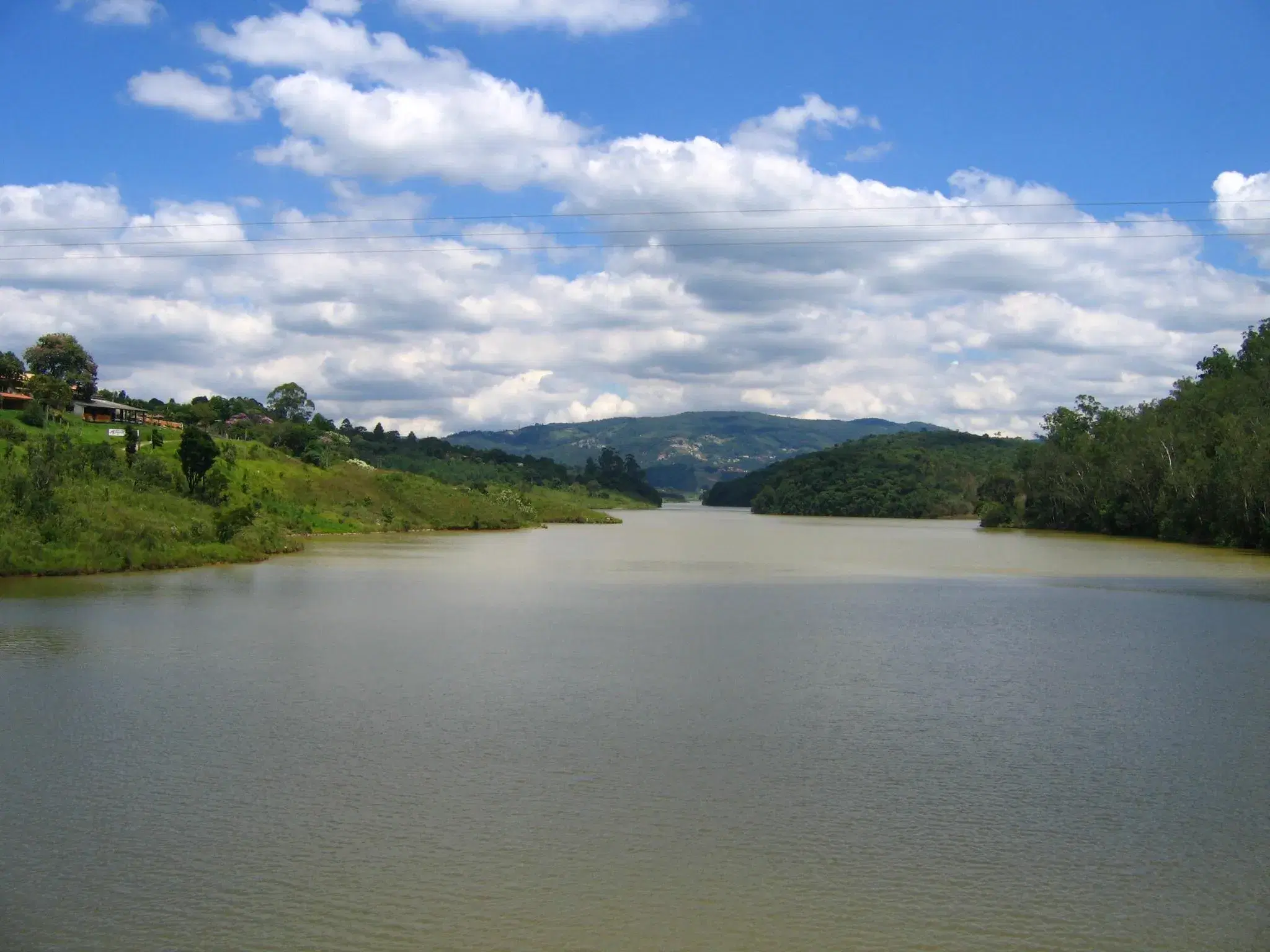 Vista da Represa de Mairiporã (Paiva Castro), São Paulo