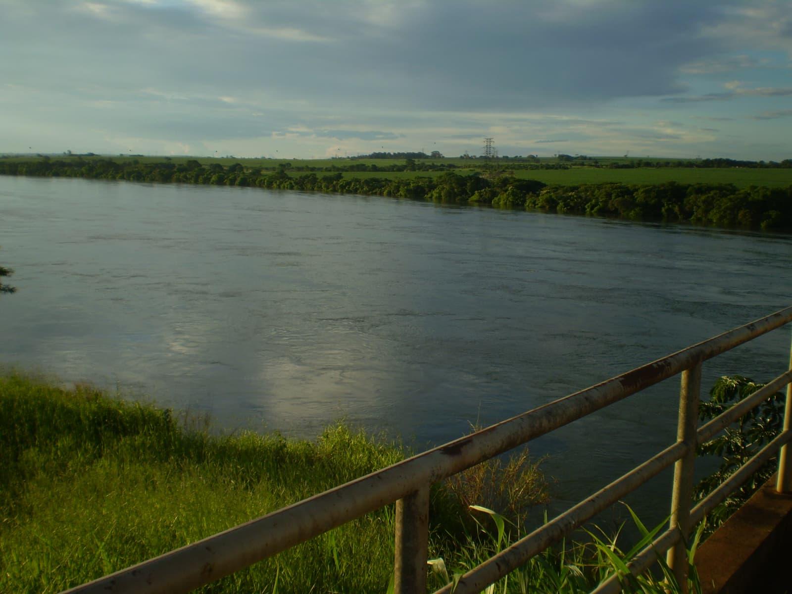 Rio Grande na divisa entre São Paulo e Minas Gerais