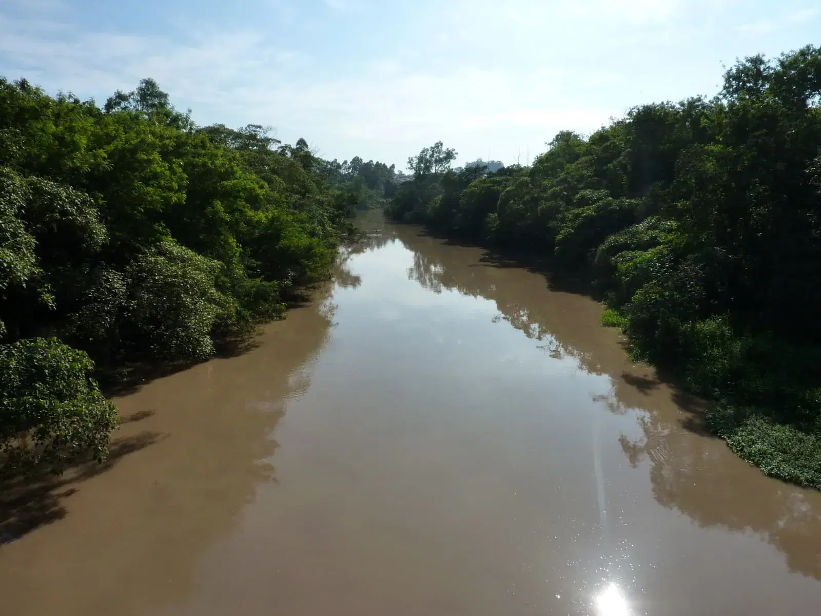 Rio Capivari entre Capivari e Rafard, região de Campinas